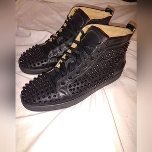 Christian Louboutin size 44 Black spike